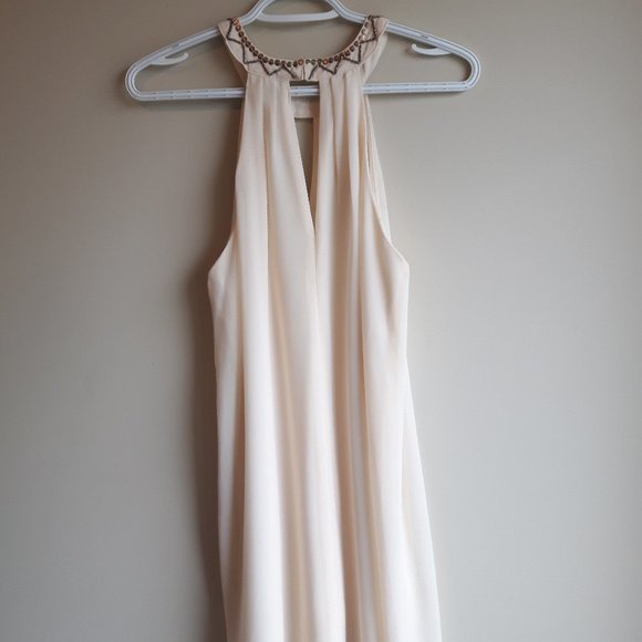 Ladies Small Peekaboo Cream Party Top by The Clothing Company! - Picture 2 of 4